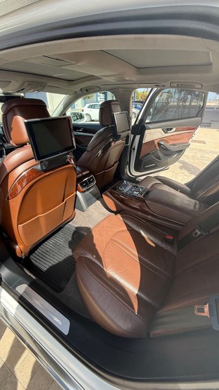 Audi A8 2011