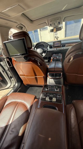 Audi A8 2011