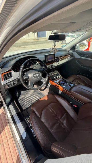 Audi A8 2011