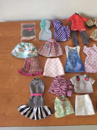 Ropa Barbie.