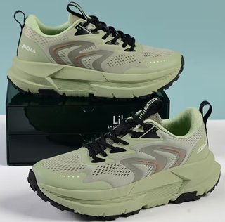 Zapatillas  running/senderismo gran amortiguación.