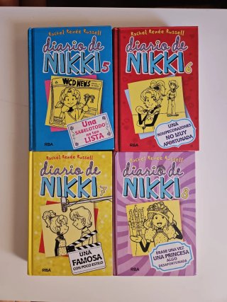 Colección de 16 libros de El Diario de Nikki.
