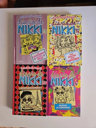 Colección de 16 libros de El Diario de Nikki.