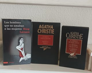 Lote de 5 libros.