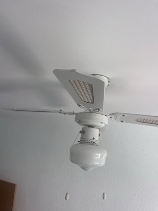 Ventiladores de Techo Blanco con Luz