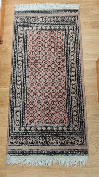 Alfombra Bojará rosa y beige