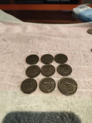 Lote de 9 monedas variadas