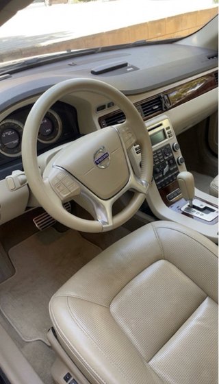 Volvo XC70 2011