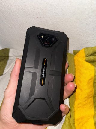 Teléfono móvil antigolpes