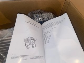 Cortadora de Fiambre FOHERE YF-B250B – 250 mm