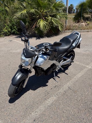 Suzuki GSR600 Naked 2007