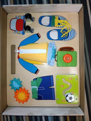 Tabla actividades sensoriales bebés. Montessori