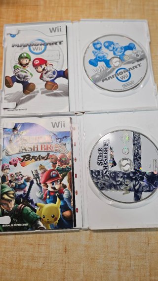 Nintendo Wii + Accesorios y Juegos