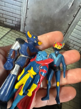FIGURINA GOLDRAKE UFO ROBOT IN PVC 6,5 cm.