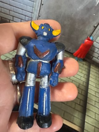 FIGURINA GOLDRAKE UFO ROBOT IN PVC 6,5 cm.