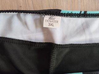 Pantalón corto de baño biki negro y turquesa