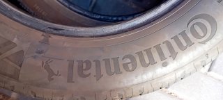 Continental 215/60 R17 96H Neumático