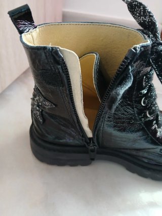 Botas niña charol negras T. 31