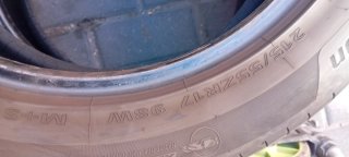 Neumáticos 215/55 R17 98W