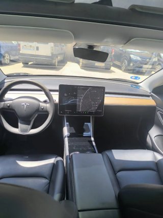 Tesla Model 3 2019