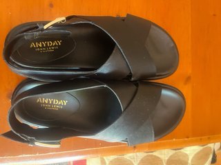 Sandalias de piel negras John Lewis