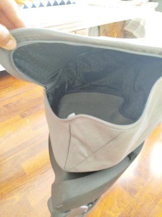 Carrito Stokke gris + saco invierno Stokee +funda.