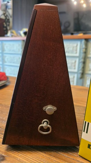 Metrónomo Wittner 810 Sistema Mälzel (impecable)
