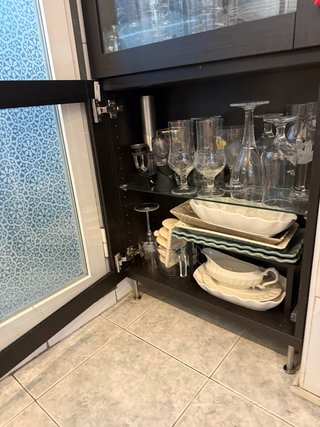 Vitrina Negra Madera y Cristal