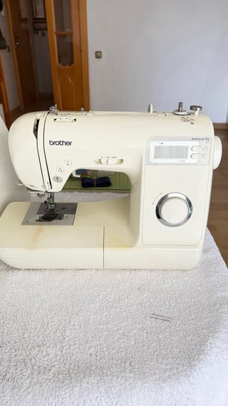 Máquina de coser Brother Innovis 35