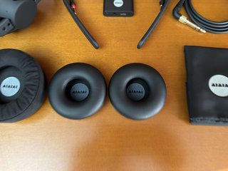 Aiaiai TMA-2 DJ Wireless con varios extras.