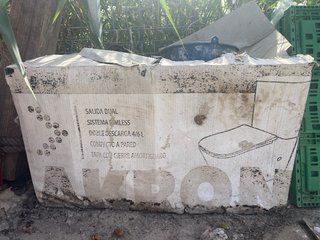 Inodoro IMPO nuevo, compacto a pared