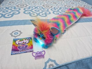Furby DJ Arcoíris