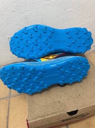 Saucony Endorphin Trail Mid Runshield 47