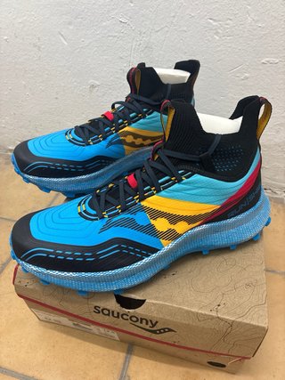 Saucony Endorphin Trail Mid Runshield 47