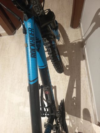 Bicicleta Montaña Azul y Negra junior