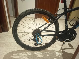 Bicicleta Montaña Azul y Negra junior