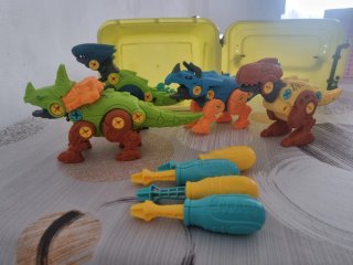 Juego de dinosaurios para armar