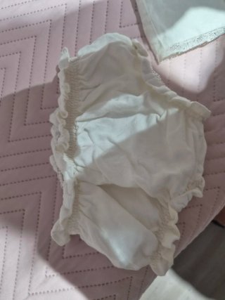 Vestido de bautizo con braguita