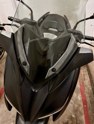 Yamaha Xmax 400 IRON Max Scooter moto IMPECABLE
