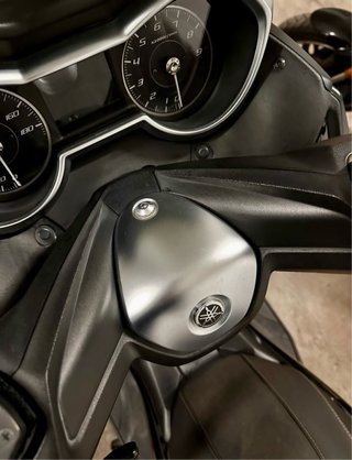 Yamaha Xmax 400 IRON Max Scooter moto IMPECABLE