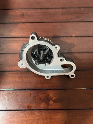 Bomba Agua Yamaha MT09 2022