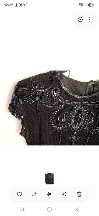 Blusa negra vintage pedrería