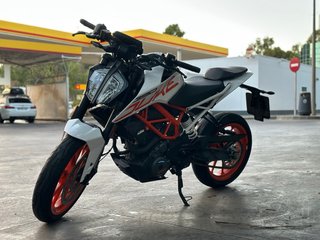 KTM Duke 390 – Año 2019 en excelente estado
