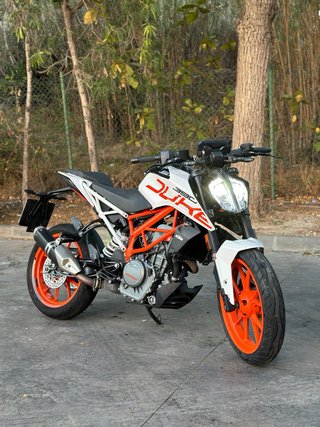 KTM Duke 390 – Año 2019 en excelente estado