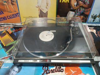 Tocadiscos Pioneer japonés