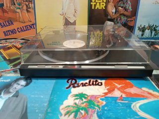 Tocadiscos Pioneer japonés
