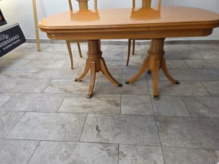Mesa de comedor con 6 sillas