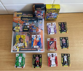 Vendo Cromos Adrenalyn XL 25/26
