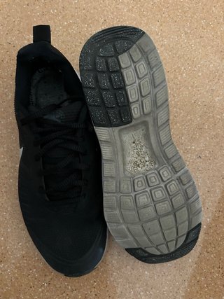 Nike HF1233-001 Talla 42.5