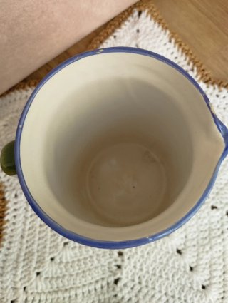 Jarra cerámica pintada a mano